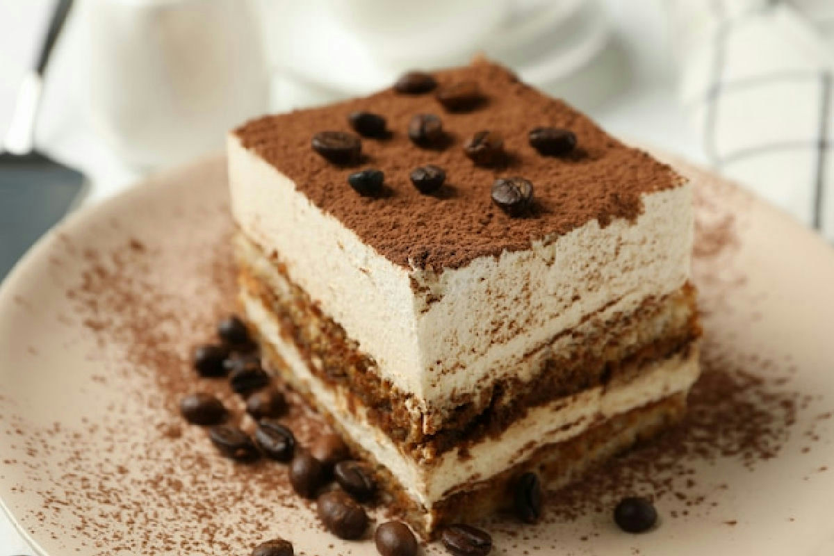 Stanco del solito tiramisù? Prova la doppia versione: effetto wow assicurato a ogni morso